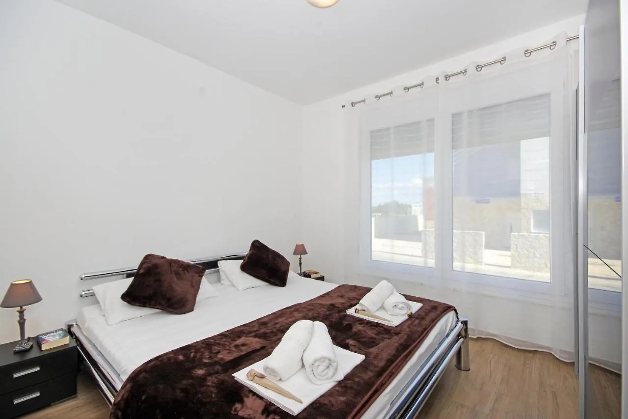 Apartment Laura Privlaka