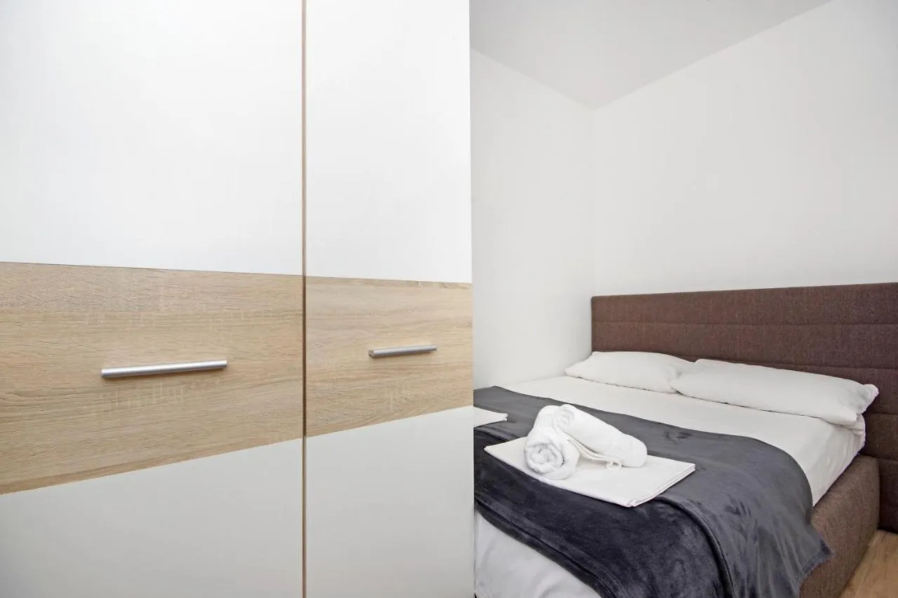 Apartment Laura Privlaka  Privlaka (Zadar)