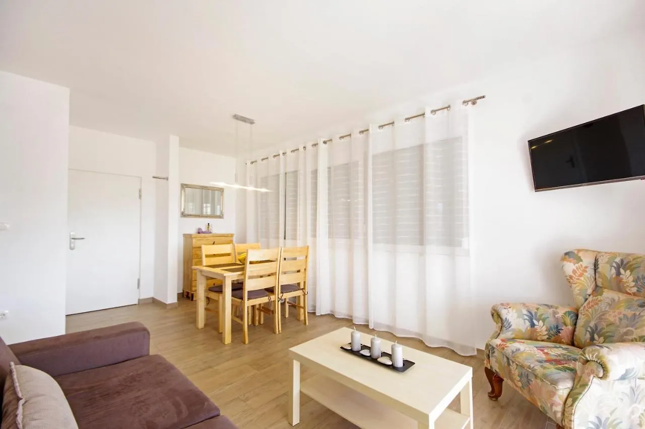Apartment Laura Privlaka  Privlaka (Zadar)