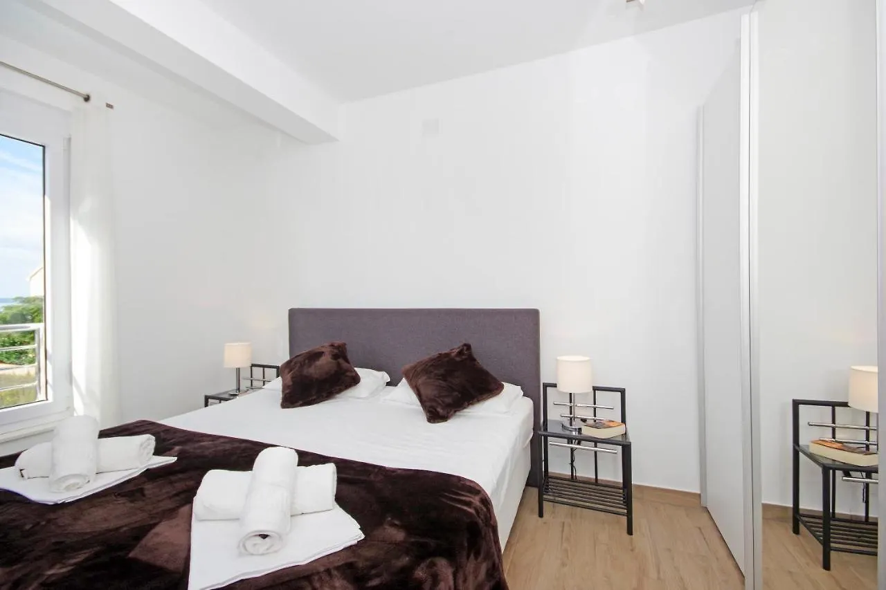 Apartment Laura Privlaka