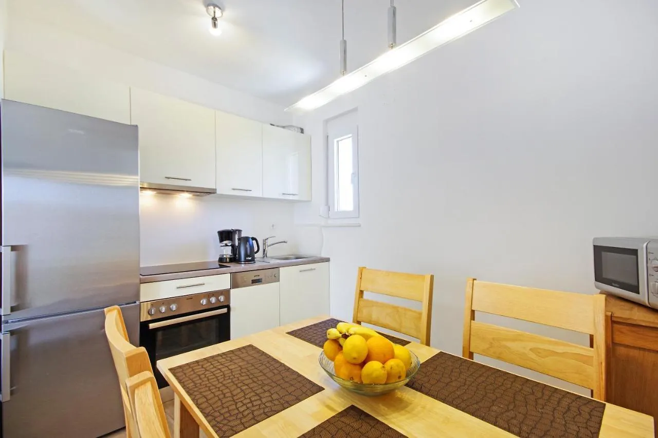 Apartment Laura Privlaka  Privlaka (Zadar)