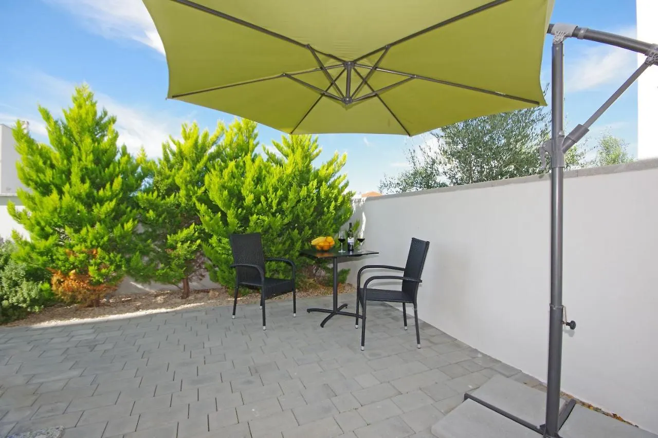 Apartment Laura Privlaka  Privlaka (Zadar)